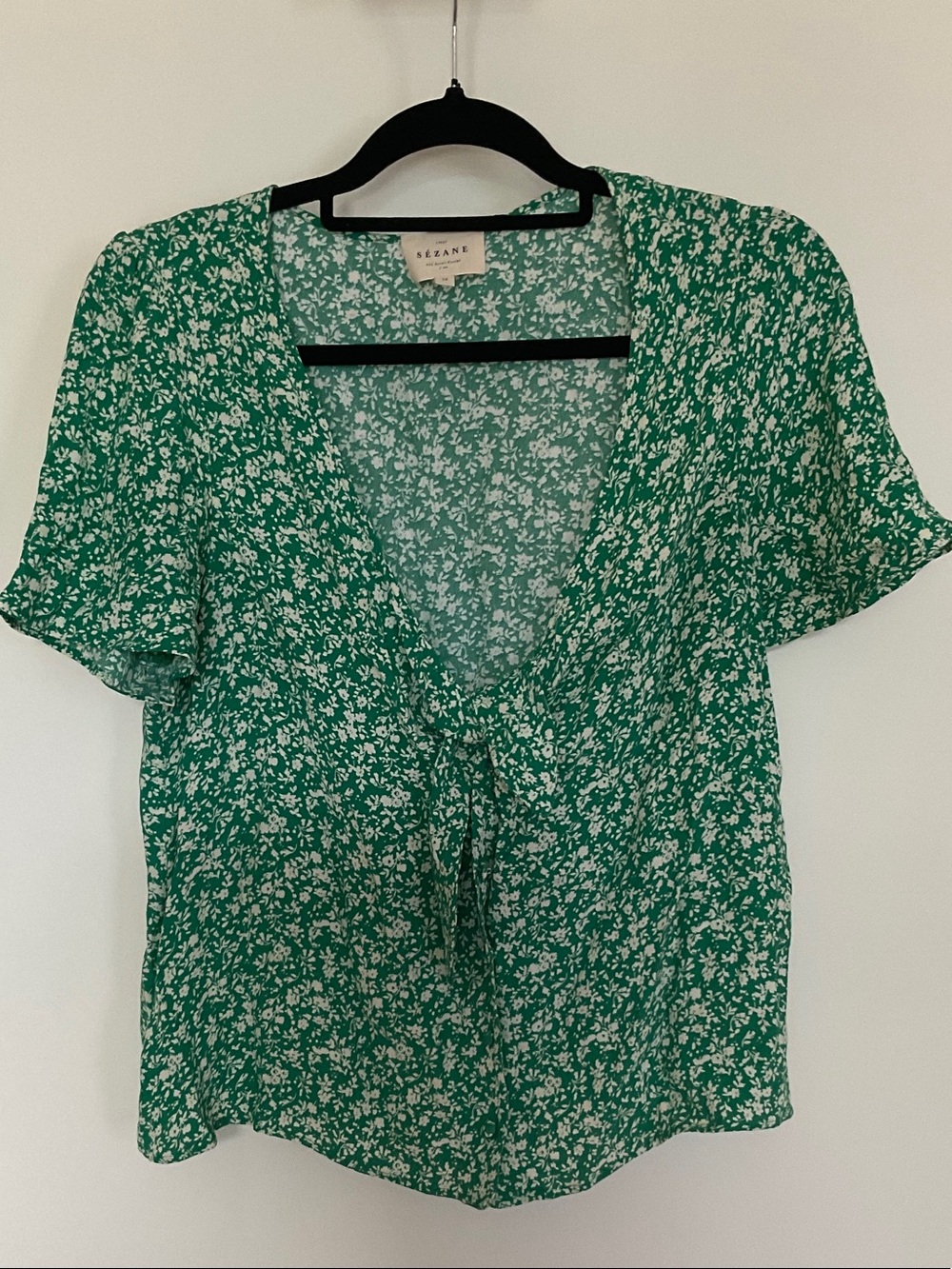 Sezane Green Floral Tie-Front V-Neck Blouse size Médium